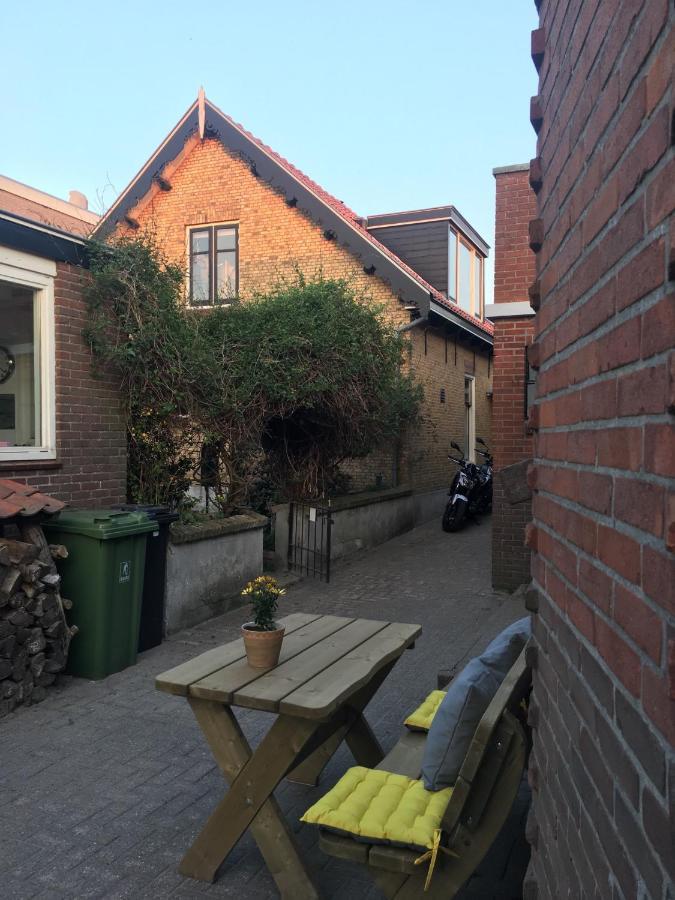Oostvoornsch Gastenverblijf โอสท์วอร์เนอ ภายนอก รูปภาพ